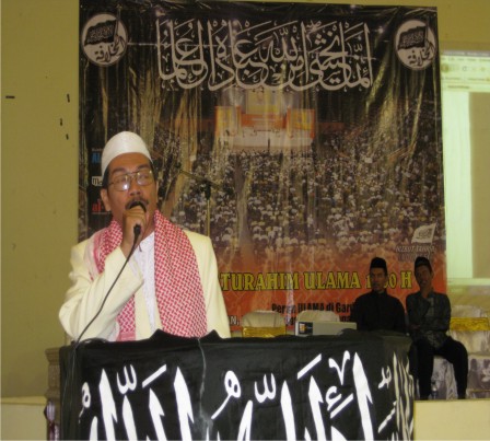 10 Penutup/ Doa Oleh KH Ahmad Fauzi (MUI Surabaya)
