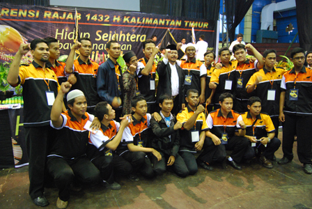 panitia-foto-bareng-bersama-jubir-hti Panitia Foto Bareng bersama Jubir HTI