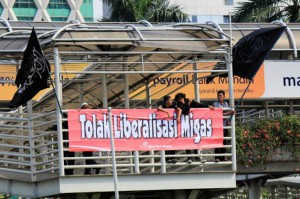 tolak liberalisasi migas