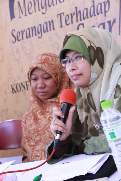 Ustadzah Fika Monika Komara, anggota Central Media Office (CMO) of Hizb ut Tahrir