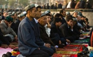muslim uighur sholat jumat